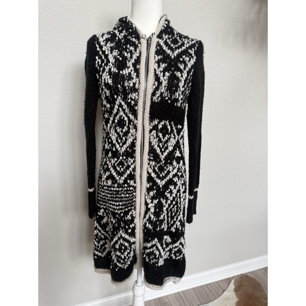 VENUS Hooded Cardigan Sweater Coat Women S Black White Geometric Knit Full Zip